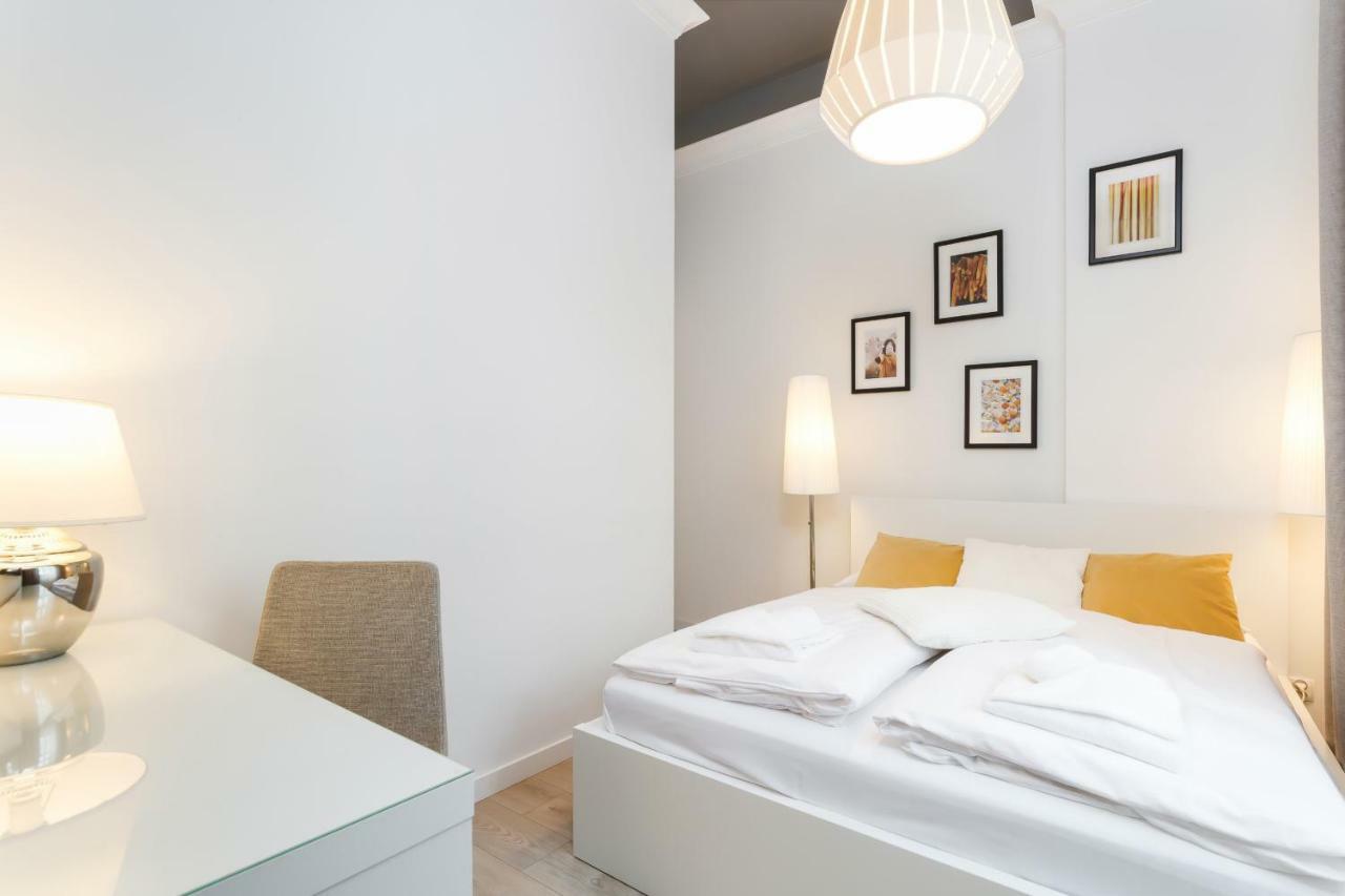 Apartment Krakow Arianska By Renters Prestige المظهر الخارجي الصورة