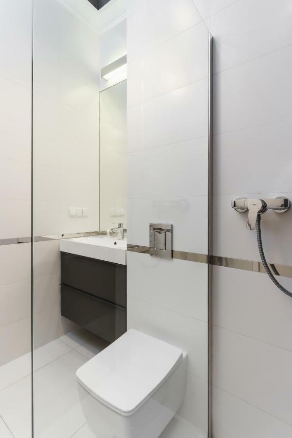 Apartment Krakow Arianska By Renters Prestige المظهر الخارجي الصورة